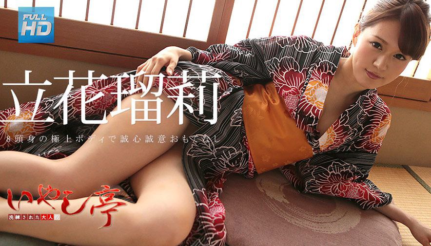边跟客户打电话边和男朋友疯狂做爱